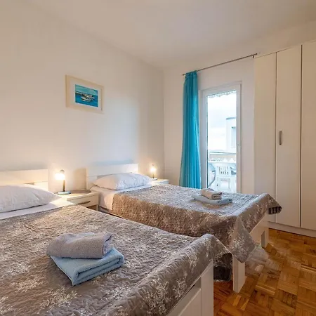 Apartmán Family Friendly Seaside Kozino, Zadar - 5749 Petrcane