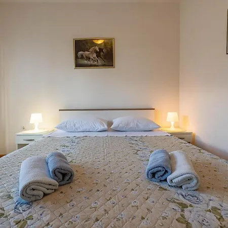 Apartman Family Friendly Seaside Kozino, Zadar - 5749