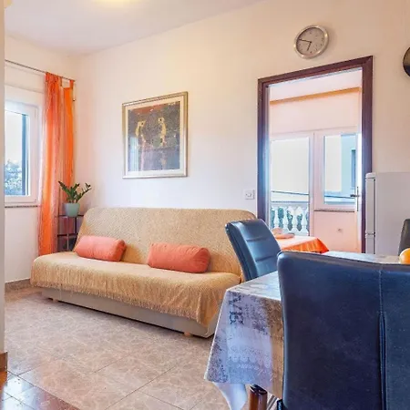 Apartmán Family Friendly Seaside Kozino, Zadar - 5749 Petrcane