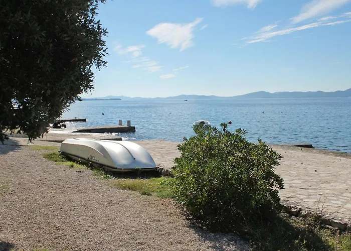 Appartamento Family Friendly Seaside Kozino - Zadar - 5749 Petrcane