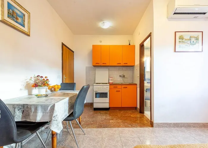 Family Friendly Seaside Kozino - Zadar - 5749