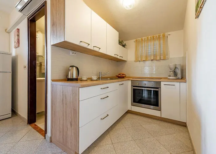 Appartamento Family Friendly Seaside Kozino - Zadar - 5749 Petrcane